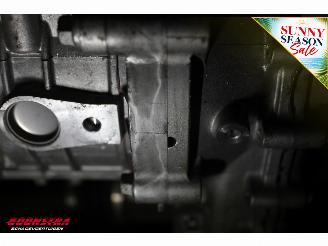 Hyundai Kona EV Fashion 64 kWh LED ACC Apple/Android Camera picture 8