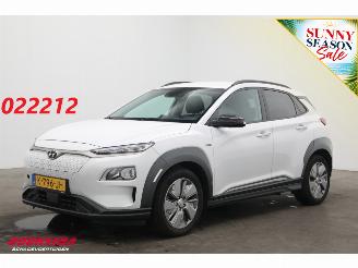 Unfallwagen Hyundai Kona EV Fashion 64 kWh LED ACC Apple/Android Camera 2020/12
