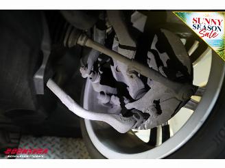 BMW 1-serie Coupe 125i 6-cil High Executive Cruise Navi Clima PDC picture 16