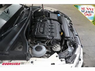 Audi A3 Limousine 1.6 TDI Ambiente Pro Line Plus Schuif/kantel Clima Cruise Navi PDC picture 8