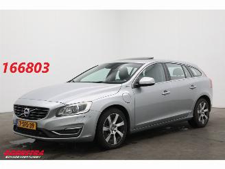Käytettyjen passenger cars Volvo V-60 2.4 D6 AWD Plug-In Hybrid Summum Glasdak Navi Memory Leder SHZ Camera PDC AHK 2013/9