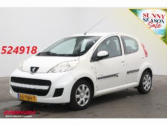 krockskadad bil auto Peugeot 107 1.0-12V AUT Millesim 200 5-drs Cruise Airco 51.588 km! 2011/1