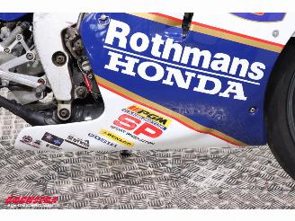 Honda NSR 250 MC18 Rothmans picture 11