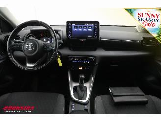 Toyota Yaris 1.5 Hybrid Dynamic ACC Clima SHZ Camera PDC picture 19