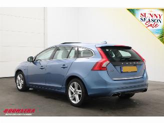 Volvo V-60 2.4 D6 AWD Plug-In Hybrid Summum Schuif/kantel Cruise Navi Clima Memory Leder Camera PDC picture 4