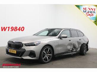 Schadeauto BMW 5-serie Touring 530e M Sport Edition ACC Memory Leder SHZ Virtual Navi Camera PDC AHK 2025/9