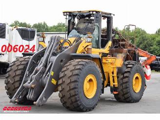 Vaurioauto  machines Volvo  L220H Wheelloader BY 2025 2025/12