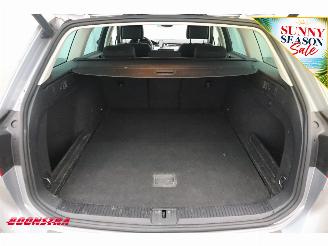 Volkswagen Passat Variant 2.0 TDI DSG Comfortline LED ACC Navi Clima PDC AHK picture 31