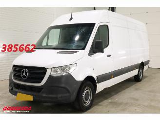 Vaurioauto  commercial vehicles Mercedes Sprinter 315 CDI 9G-Tronic L4-H3 Airco Cruise Camera 2021/8