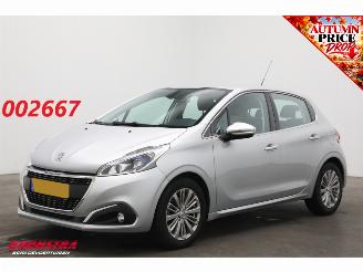 škoda osobní automobily Peugeot 208 1.2 PureTech Allure Apple/Android Navi Clima Cruise Camera 64.916 km! 2017/3