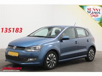 Unfallwagen Volkswagen Polo 1.0 BlueMotion Edition 5-DRS Airco Bluetooth Cruise 123.574 km! 2016/1