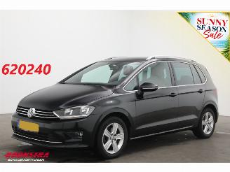 Avarii autoturisme Volkswagen Golf Sportsvan 1.6 TDI Highline Leder Navi Clima Cruise Camera SHZ PDC AHK 2015/6