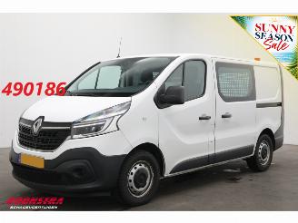 Schade bestelwagen Renault Trafic 2.0 dCi 120 L1-H1 Comfort 2X Schuifdeur LED Navi Airco Cruise PDC AHK 2021/12