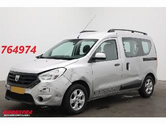 Damaged car Dacia Dokker 1.2 TCe Lauréate Navi Airco Cruise PDC 126.428 km! 2014/5