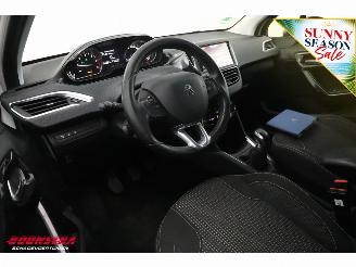 Peugeot 208 1.6 BlueHDi Allure Navi Clima Cruise Apple/Android Camera PDC picture 13