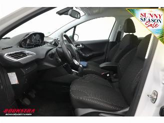 Peugeot 208 1.6 BlueHDi Allure Navi Clima Cruise Apple/Android Camera PDC picture 11