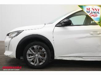 Peugeot e-208 EV Active Pack 50 kWh Apple/Android Navi Clima Cruise PDC picture 12