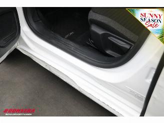 Peugeot e-208 EV Active Pack 50 kWh Apple/Android Navi Clima Cruise PDC picture 15