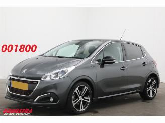 Schadeauto Peugeot 208 1.2 PureTech GT-line Navi Clima Cruise Camera PDC 57.228 km! 2017/4