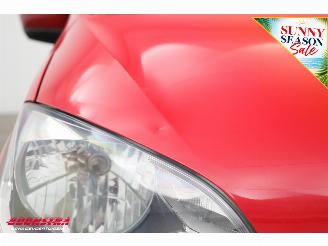 Volkswagen Up! 1.0 move up! BlueMotion 5-DRS Airco 135.560 km! picture 5