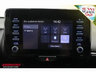 Toyota Yaris 1.5 Hybrid Dynamic ACC Apple/Android Camera picture 32