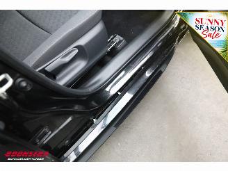 Toyota Yaris 1.5 Hybrid Dynamic ACC Apple/Android Camera picture 6