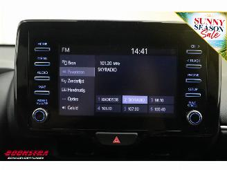 Toyota Yaris 1.5 Hybrid Dynamic ACC Apple/Android Camera picture 31