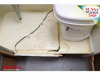 Dethleffs  Globetrotter Esprit 2.5 TDI Luifel Hefbed Dwarsbed Douche picture 23