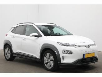 Hyundai Kona EV Fashion 64 kWh Krell HUD ACC Navi Clima Bluetooth Camera PDC picture 2