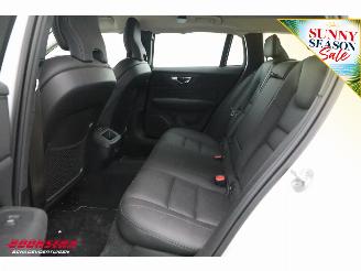 Volvo V-60 2.0 B3 AUT Essential Edition ACC Navi Clima Apple/Android Leder Virtual Camera PDC picture 22