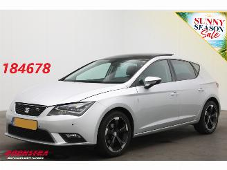 škoda osobní automobily Seat Leon 1.2 TSI DSG Style Business Pano Schuif/kantel Cruise Navi Clima Apple/Android Camera PDC 2017/1