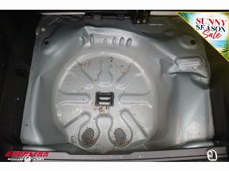 Peugeot 2008 1.2 PureTech Blue Lion Cruise Navi Airco Apple/Android PDC AHK picture 11