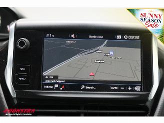 Peugeot 2008 1.2 PureTech Blue Lion Cruise Navi Airco Apple/Android PDC AHK picture 24