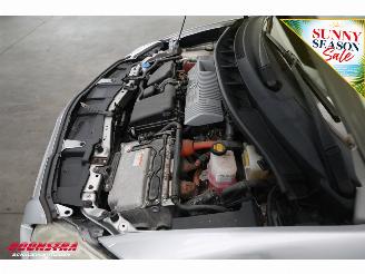 Toyota Auris 1.8 Full Hybrid Aspiration Navi Cruise Clima Bluetooth 105.627 km! picture 12