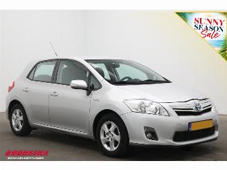 Toyota Auris 1.8 Full Hybrid Aspiration Navi Cruise Clima Bluetooth 105.627 km! picture 2
