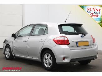 Toyota Auris 1.8 Full Hybrid Aspiration Navi Cruise Clima Bluetooth 105.627 km! picture 4