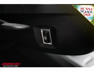 BMW 3-serie 330e iPerf. M Sport LED ACC HUD H/K Memory Camera LRHZ Leder picture 21
