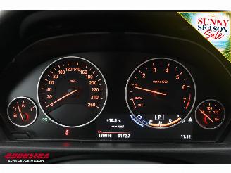 BMW 3-serie 318i Aut. Luxury Cruise Navi Clima Leder SHZ PDC picture 19