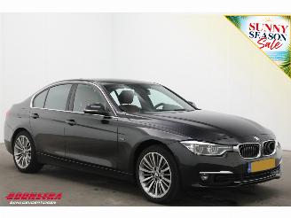 BMW 3-serie 318i Aut. Luxury Cruise Navi Clima Leder SHZ PDC picture 2