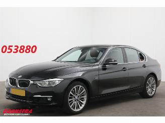 krockskadad bil auto BMW 3-serie 318i Aut. Luxury Cruise Navi Clima Leder SHZ PDC 2017/4