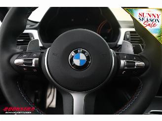 BMW 3-serie 320i Aut. M Sport Edition Schuif/kantel Cruise Navi Leder SHZ PDC AHK picture 17