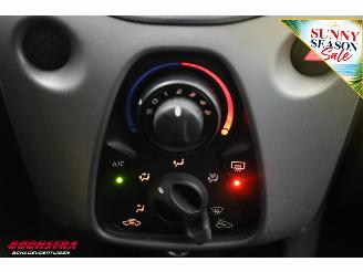Peugeot 108 1.0 e-VTi Active Airco Bluetooth 71.977 km! picture 23