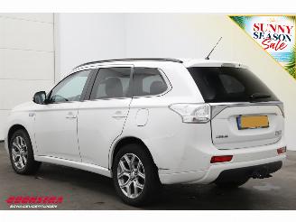 Mitsubishi Outlander 2.0 PHEV instyle 4WD Schuif/kantel Navi Clima Leder SHZ Camera PDC AHK picture 4