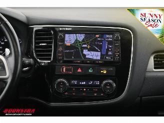 Mitsubishi Outlander 2.0 PHEV instyle 4WD Schuif/kantel Navi Clima Leder SHZ Camera PDC AHK picture 13