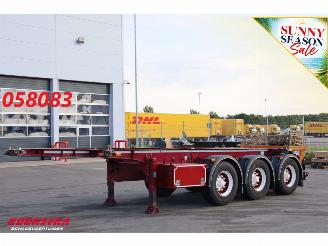 krockskadad bil oplegger LAG  O-3-CC ADR Wechsel container BY 2019 2019/4
