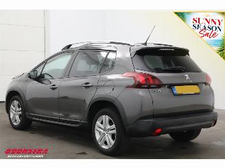 Peugeot 2008 1.2 PureTech Signature Cruise Navi Airco Apple/Android PDC picture 4
