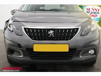 Peugeot 2008 1.2 PureTech Signature Cruise Navi Airco Apple/Android PDC picture 8