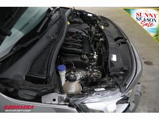 Peugeot 2008 1.2 PureTech Signature Cruise Navi Airco Apple/Android PDC picture 9