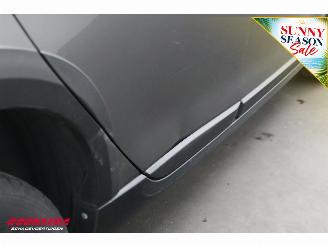 Peugeot 2008 1.2 PureTech Signature Cruise Navi Airco Apple/Android PDC picture 13