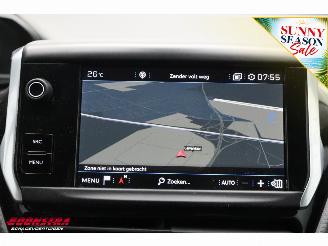 Peugeot 2008 1.2 PureTech Signature Cruise Navi Airco Apple/Android PDC picture 23